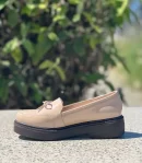 Mocassins Rosalia en Vernis beige – Image 3